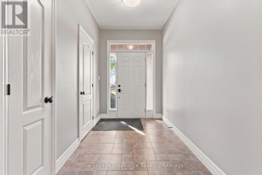 56 CAVENDISH DRIVE Belleville (Thurlow Ward) Ontario photo 3