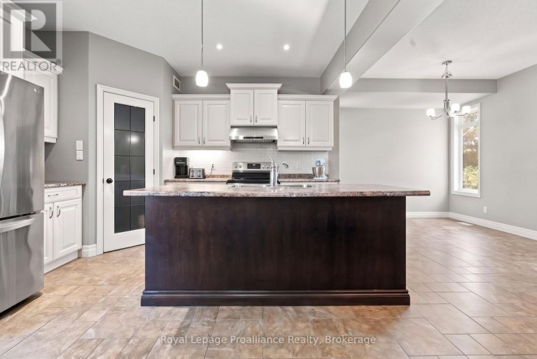 56 CAVENDISH DRIVE, Belleville (Thurlow Ward), Ontario, K8N0L6