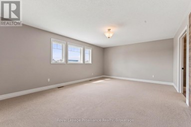 56 CAVENDISH DRIVE Belleville (Thurlow Ward) Ontario photo 9