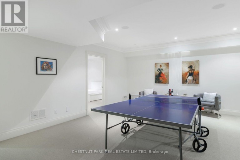 10 BLYTH DALE ROAD, Toronto (Bridle Path-Sunnybrook-York Mills), Ontario, M4N3M2