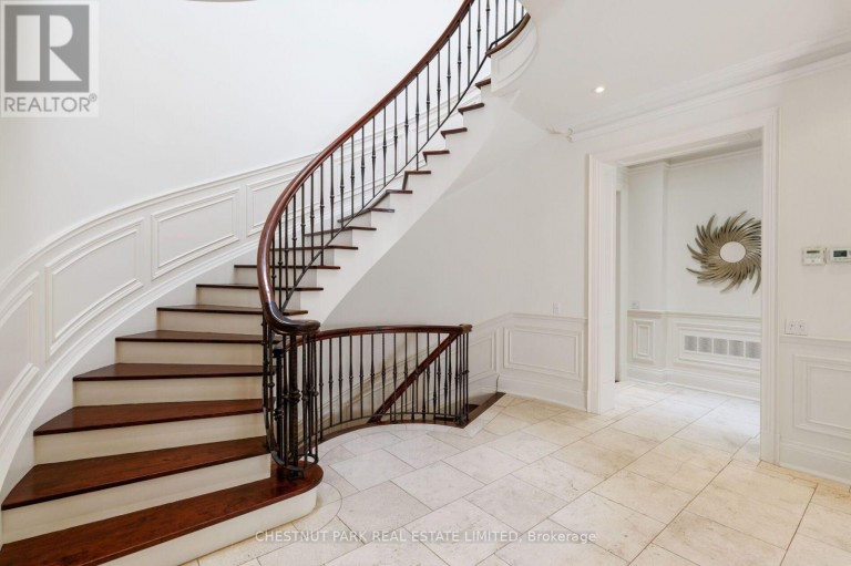 10 BLYTH DALE ROAD, Toronto (Bridle Path-Sunnybrook-York Mills), Ontario, M4N3M2
