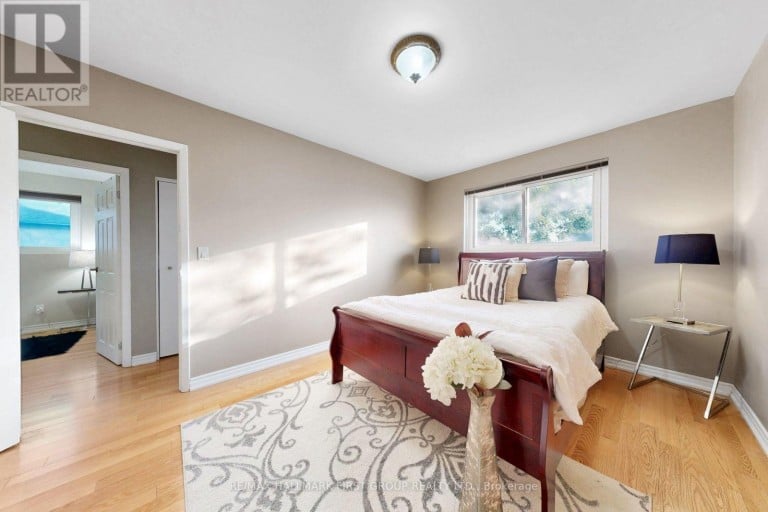 789 HILLCREST ROAD, Pickering (West Shore), Ontario, L1W2P5