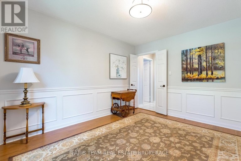 1 SUSAN PLACE, Barrie (Sunnidale), Ontario, L4N5P3