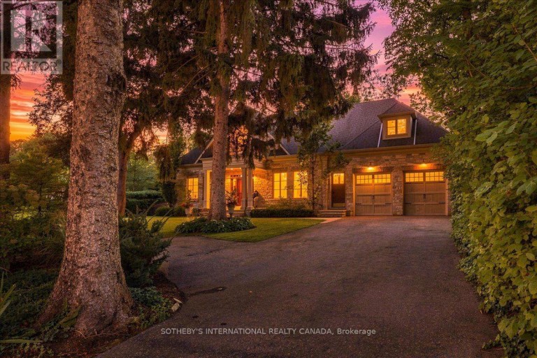 167 PINEWOOD TRAIL, Mississauga (Mineola), Ontario, L5G2L2