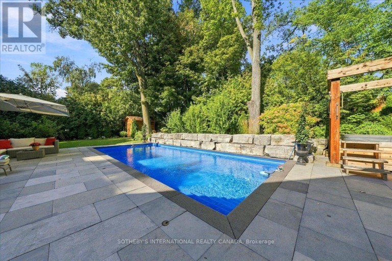 167 PINEWOOD TRAIL, Mississauga (Mineola), Ontario, L5G2L2