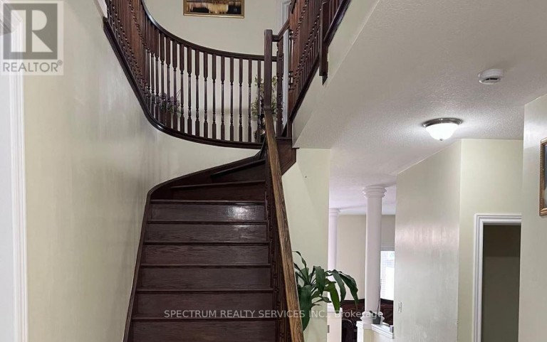 84 BLUE MOUNTAIN DRIVE, Hamilton (Hannon), Ontario, L0R1P0
