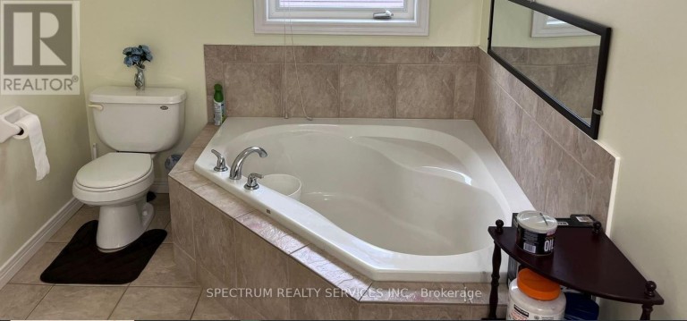 84 BLUE MOUNTAIN DRIVE, Hamilton (Hannon), Ontario, L0R1P0
