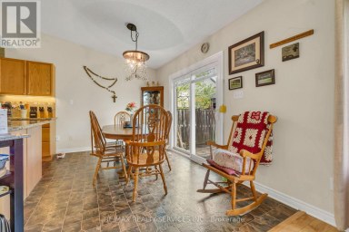 752 NORTH LEAKSDALE CIRCLE London South (South U) Ontario photo 12