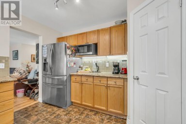 752 NORTH LEAKSDALE CIRCLE London South (South U) Ontario photo 16