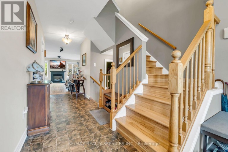 752 NORTH LEAKSDALE CIRCLE, London South (South U), Ontario, N6M1M1