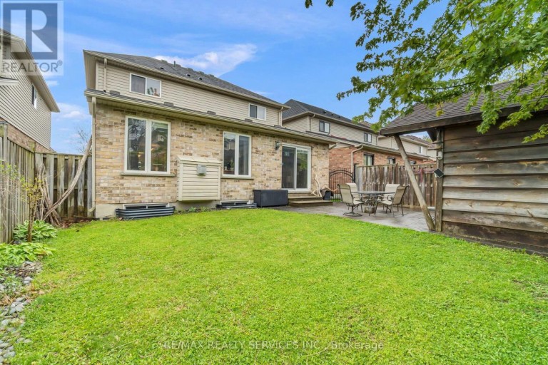 752 NORTH LEAKSDALE CIRCLE, London South (South U), Ontario, N6M1M1