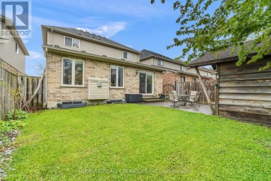 752 NORTH LEAKSDALE CIRCLE London South (South U) Ontario photo 37