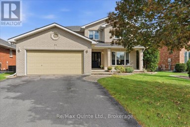 11 HURON LANE Belleville (Belleville Ward) Ontario photo 1