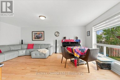 11 HURON LANE Belleville (Belleville Ward) Ontario photo 16
