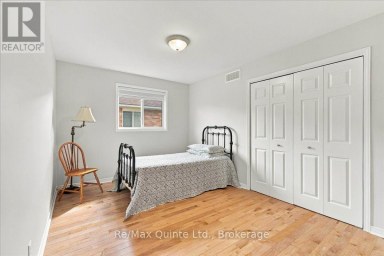 11 HURON LANE Belleville (Belleville Ward) Ontario photo 22