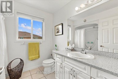 11 HURON LANE Belleville (Belleville Ward) Ontario photo 26