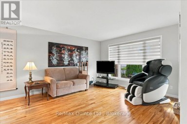 11 HURON LANE Belleville (Belleville Ward) Ontario photo 6