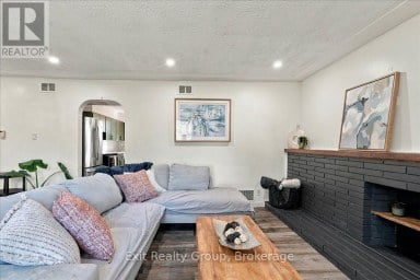 129 HARCOURT ROAD Quinte West (Murray Ward) Ontario photo 14