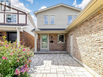 19 POST HORN GROVE Toronto (Agincourt North) Ontario photo 2