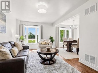 19 POST HORN GROVE Toronto (Agincourt North) Ontario photo 6