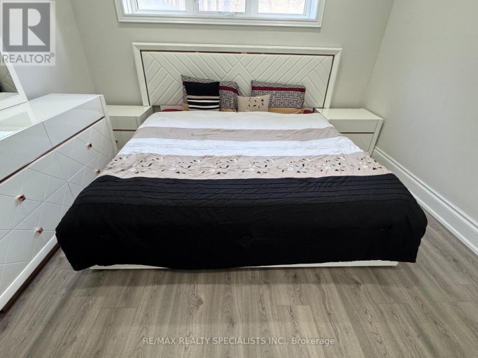 8619 CHICKORY TRAIL, Niagara Falls (Brown), Ontario, L2H3S5