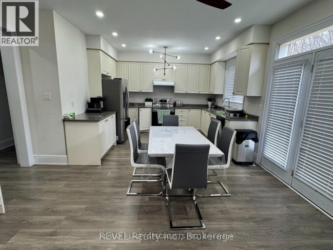 8619 CHICKORY TRAIL, Niagara Falls (Brown), Ontario, L2H3S5