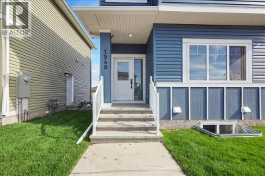 1949 McCaskill Drive Crossfield Alberta photo 3