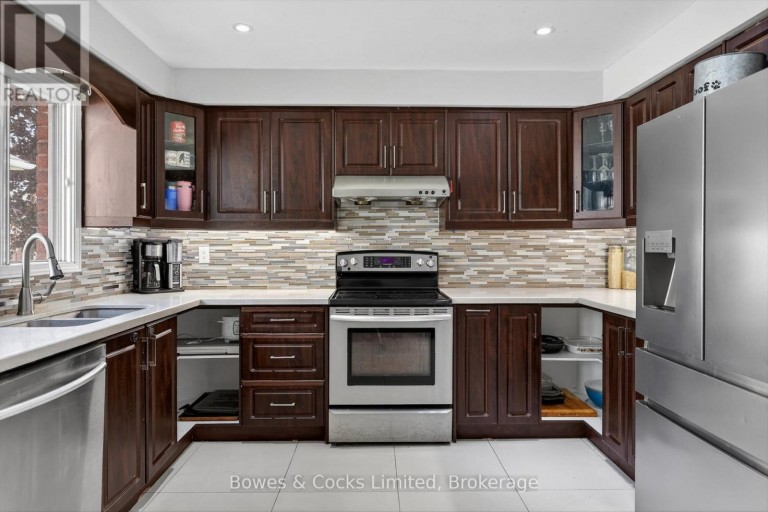 4 CLARET ROAD, Clarington (Courtice), Ontario, L1E1V9