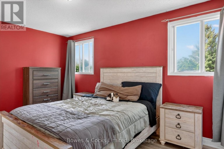 4 CLARET ROAD, Clarington (Courtice), Ontario, L1E1V9