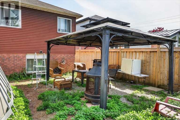 4 CLARET ROAD, Clarington (Courtice), Ontario, L1E1V9