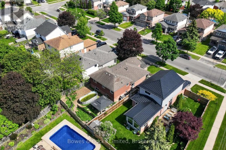 4 CLARET ROAD, Clarington (Courtice), Ontario, L1E1V9