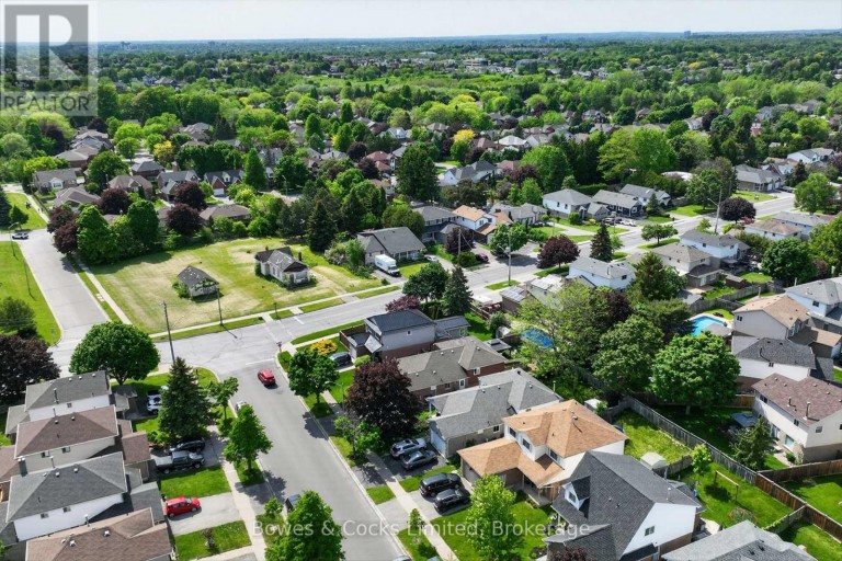 4 CLARET ROAD, Clarington (Courtice), Ontario, L1E1V9