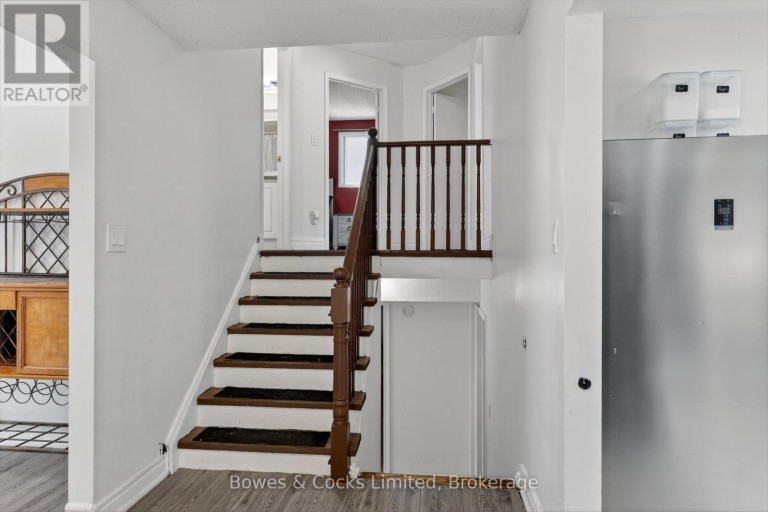 4 CLARET ROAD, Clarington (Courtice), Ontario, L1E1V9