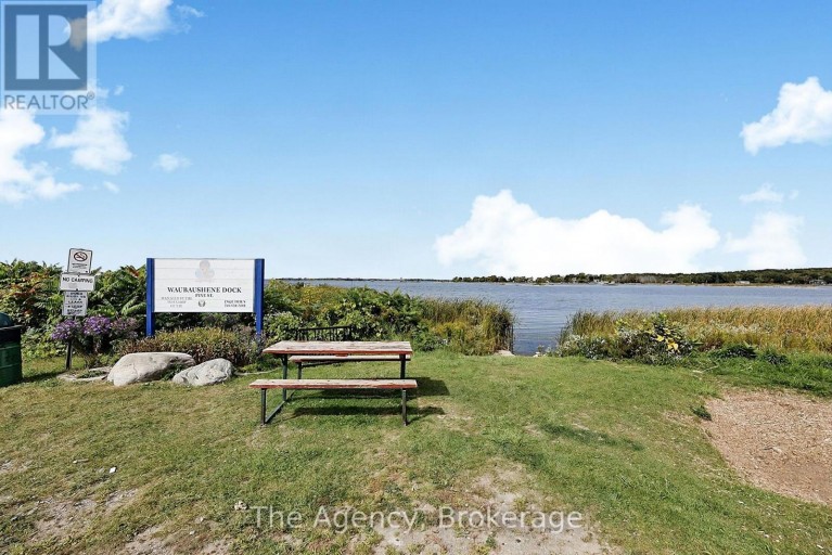38 PINE STREET, Tay (Waubaushene), Ontario, L0K2C0