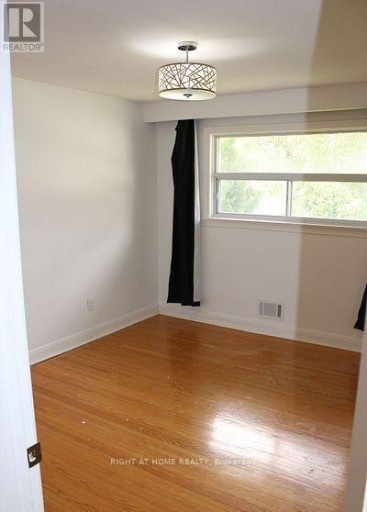 35 WARNICA AVENUE, Toronto (Islington-City Centre West), Ontario, M8Z1Z5