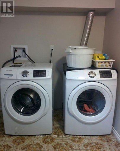 35 WARNICA AVENUE, Toronto (Islington-City Centre West), Ontario, M8Z1Z5
