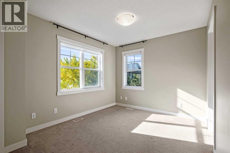 1014 Mckenzie Towne Villas SE, Calgary, Alberta, T2Z1E4
