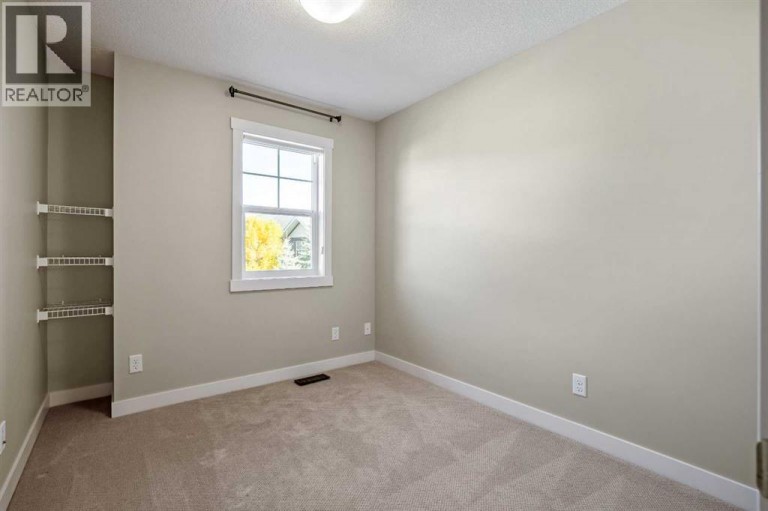 1014 Mckenzie Towne Villas SE, Calgary, Alberta, T2Z1E4
