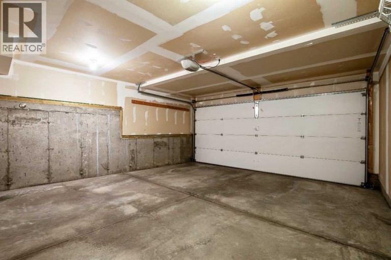 1014 Mckenzie Towne Villas SE, Calgary, Alberta, T2Z1E4