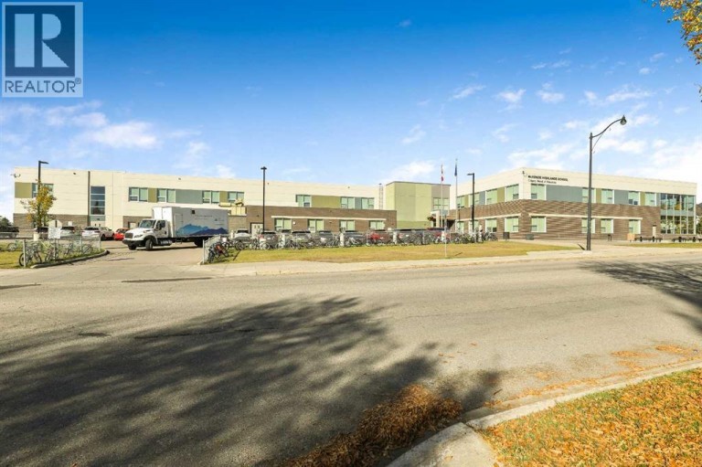 1014 Mckenzie Towne Villas SE, Calgary, Alberta, T2Z1E4