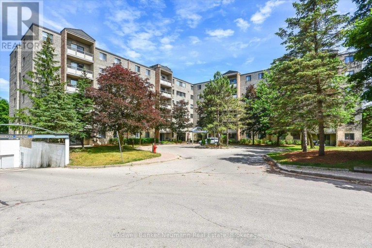 405 - 93 WESTWOOD ROAD, Guelph (Willow West/Sugarbush/West Acres), Ontario, N1H7J7