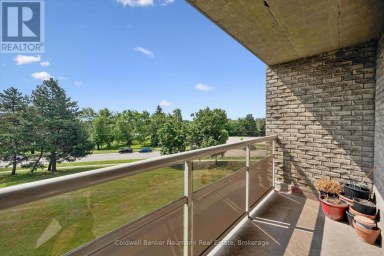 405 - 93 WESTWOOD ROAD Guelph (Willow West/Sugarbush/West Acres) Ontario photo 33
