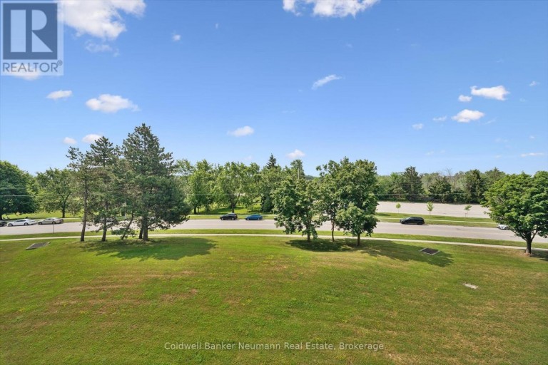 405 - 93 WESTWOOD ROAD, Guelph (Willow West/Sugarbush/West Acres), Ontario, N1H7J7