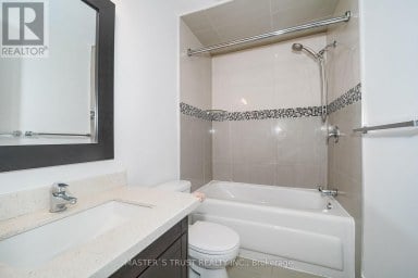 3 LONGBOW SQUARE Toronto (Steeles) Ontario photo 12