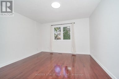 3 LONGBOW SQUARE Toronto (Steeles) Ontario photo 13