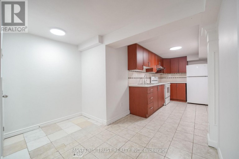 3 LONGBOW SQUARE, Toronto (Steeles), Ontario, M1W2W6
