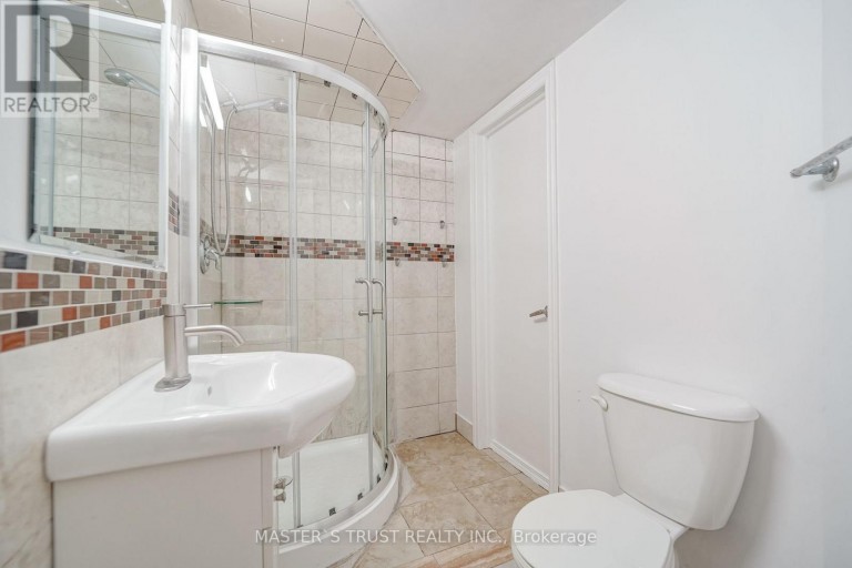 3 LONGBOW SQUARE, Toronto (Steeles), Ontario, M1W2W6