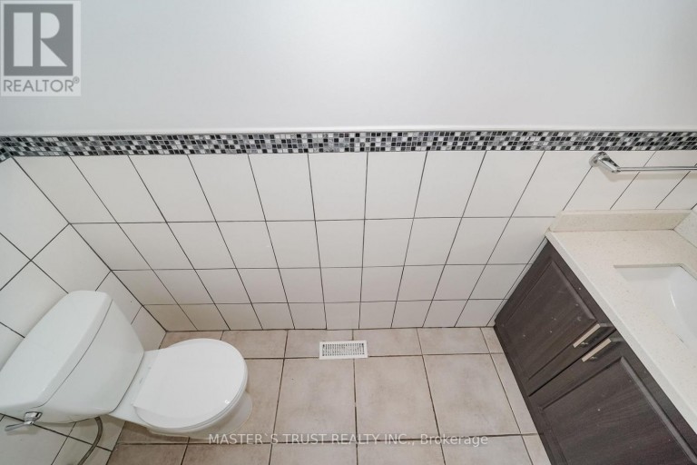 3 LONGBOW SQUARE, Toronto (Steeles), Ontario, M1W2W6