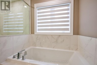 41 AUBURN COURT Barrie (Ardagh) Ontario photo 37