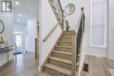 41 AUBURN COURT Barrie (Ardagh) Ontario photo 6